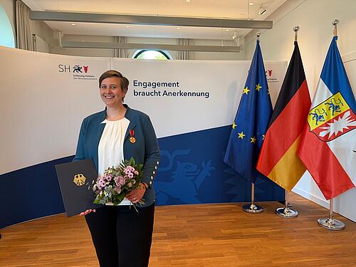 Verleihung der Verdienstmedaille des Verdienstordens an Kerstin Ritter von der Sportjugend